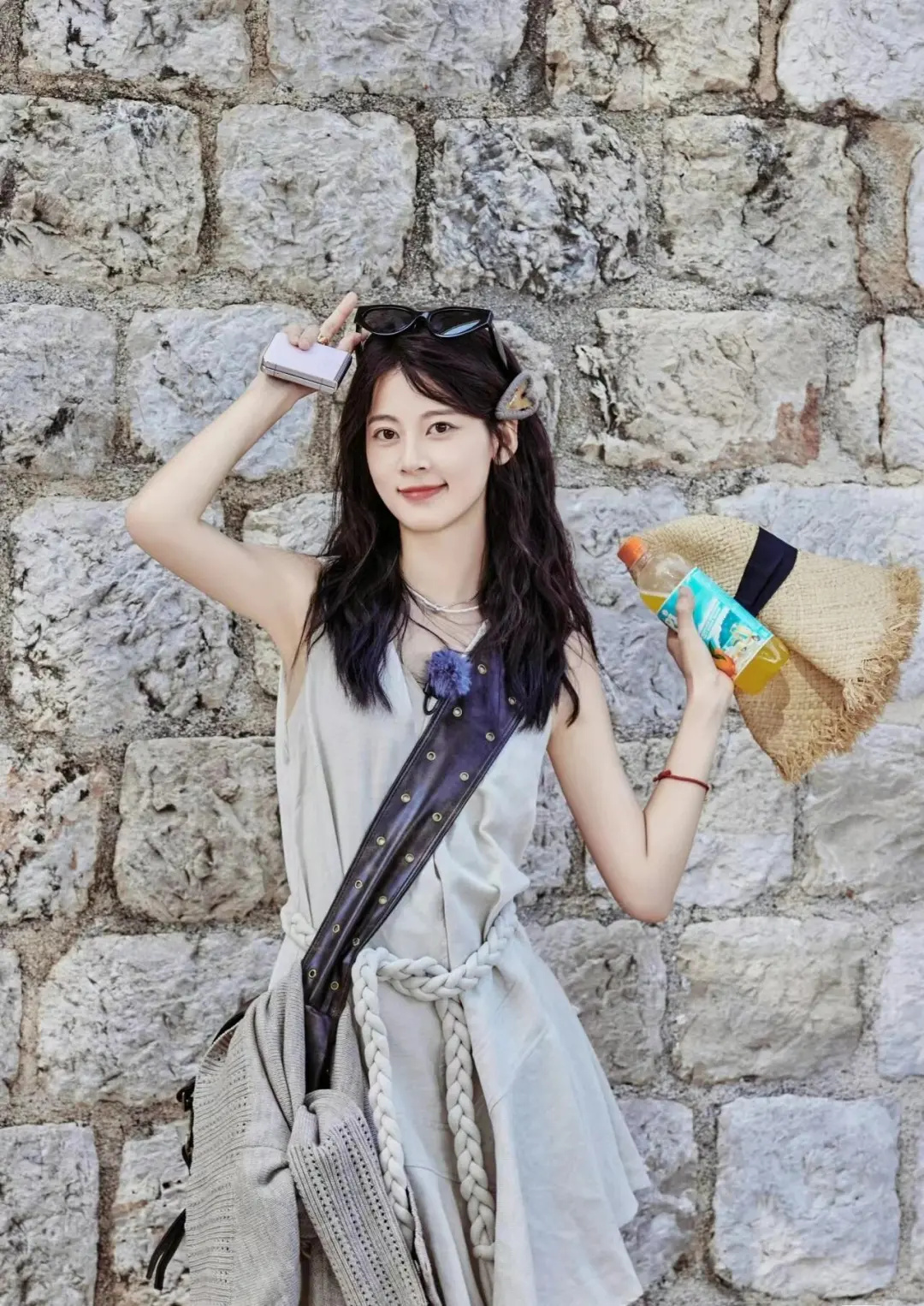 赵昭仪向花少团喊话：下次一起全员古装出街