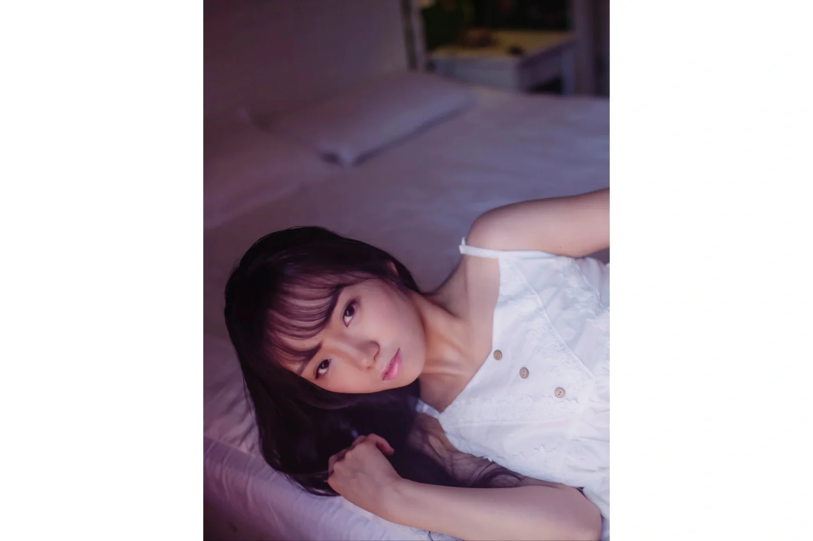 少女的夏日阳光午后