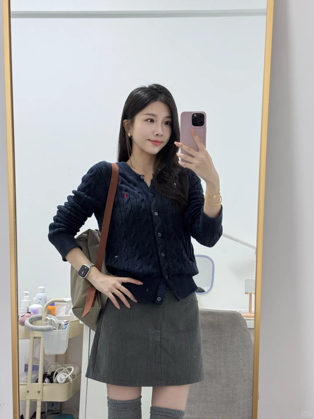 长袜短裙灰色系穿搭