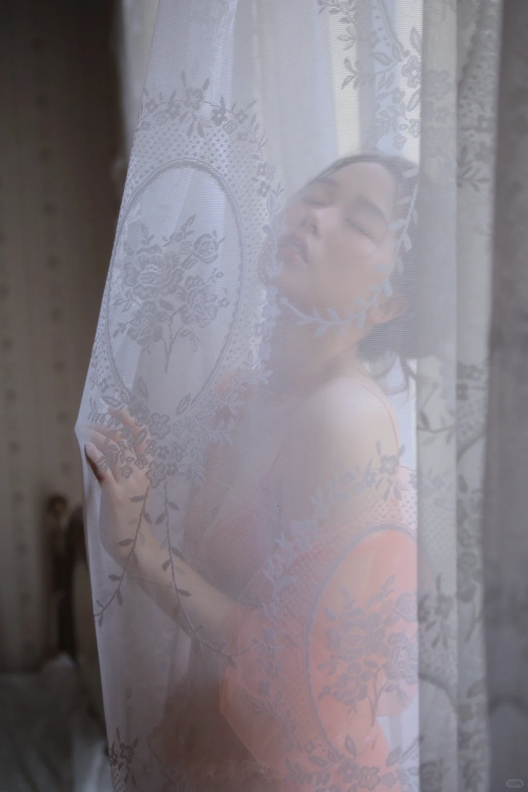 南昌美少女纯欲轻私房写真