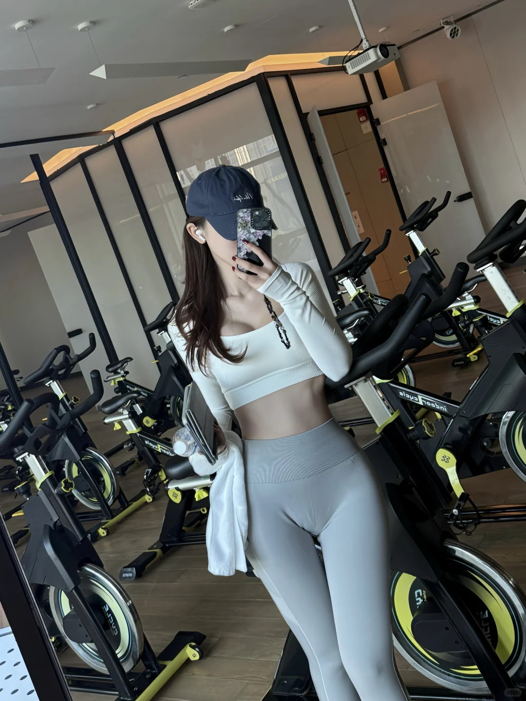 175女生健身日常