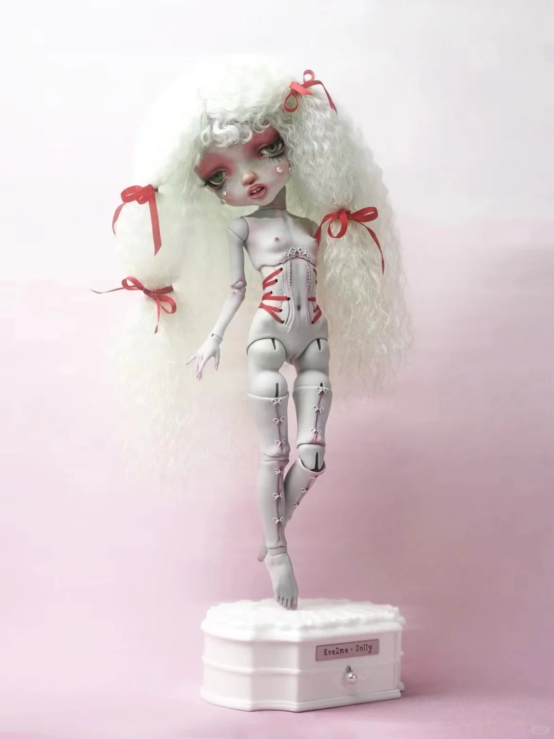 ➗ Roe2me Dolly二代特体胸衣穿孔浮雕