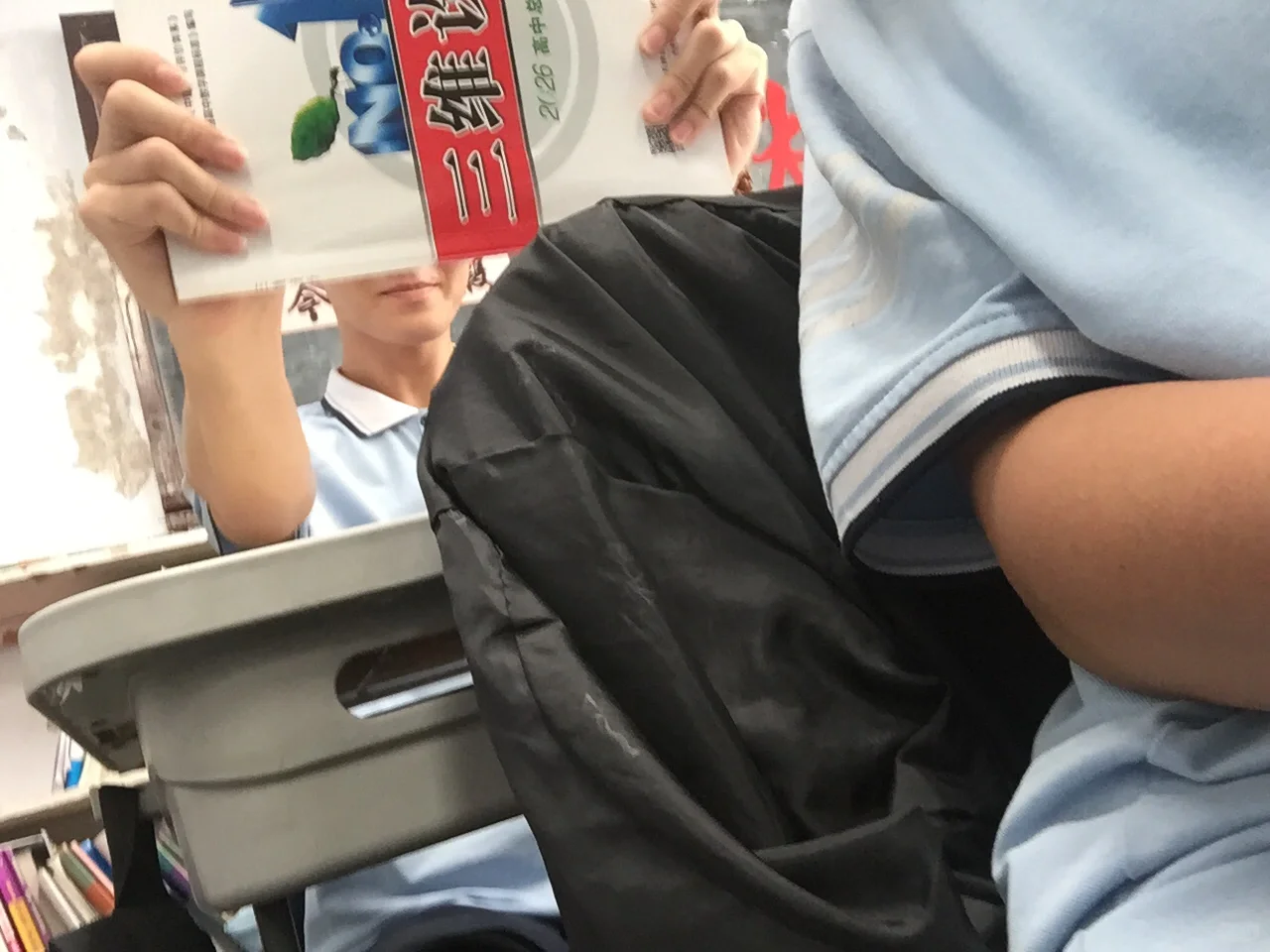 喵 女高日常啦（原相机素颜）