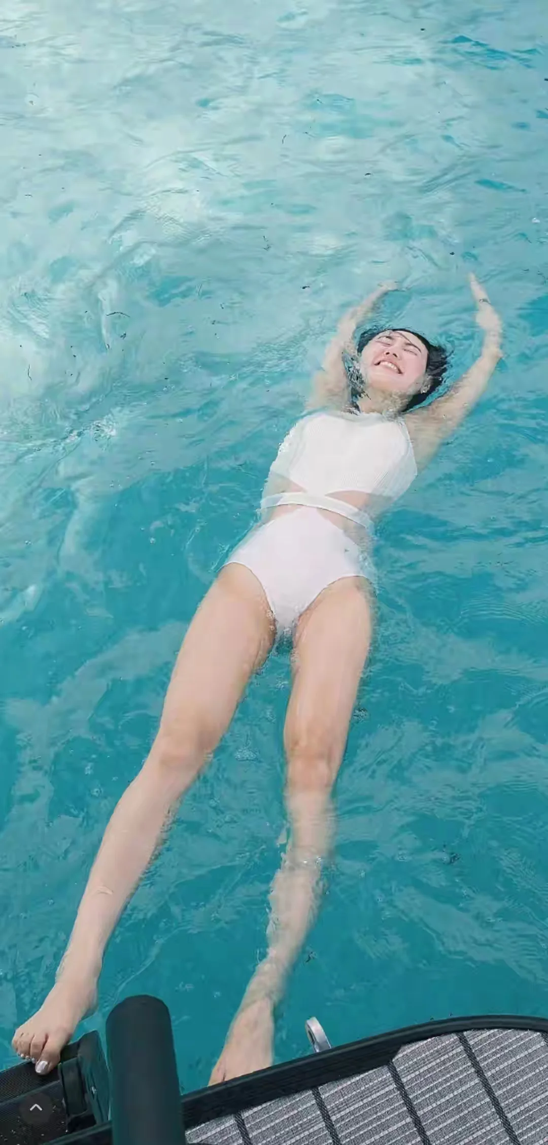 夏日出海拍照姿势💙刘湘，可纯可欲❤