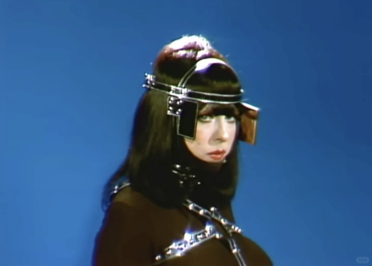 《Mistress Violet》的MV 震撼