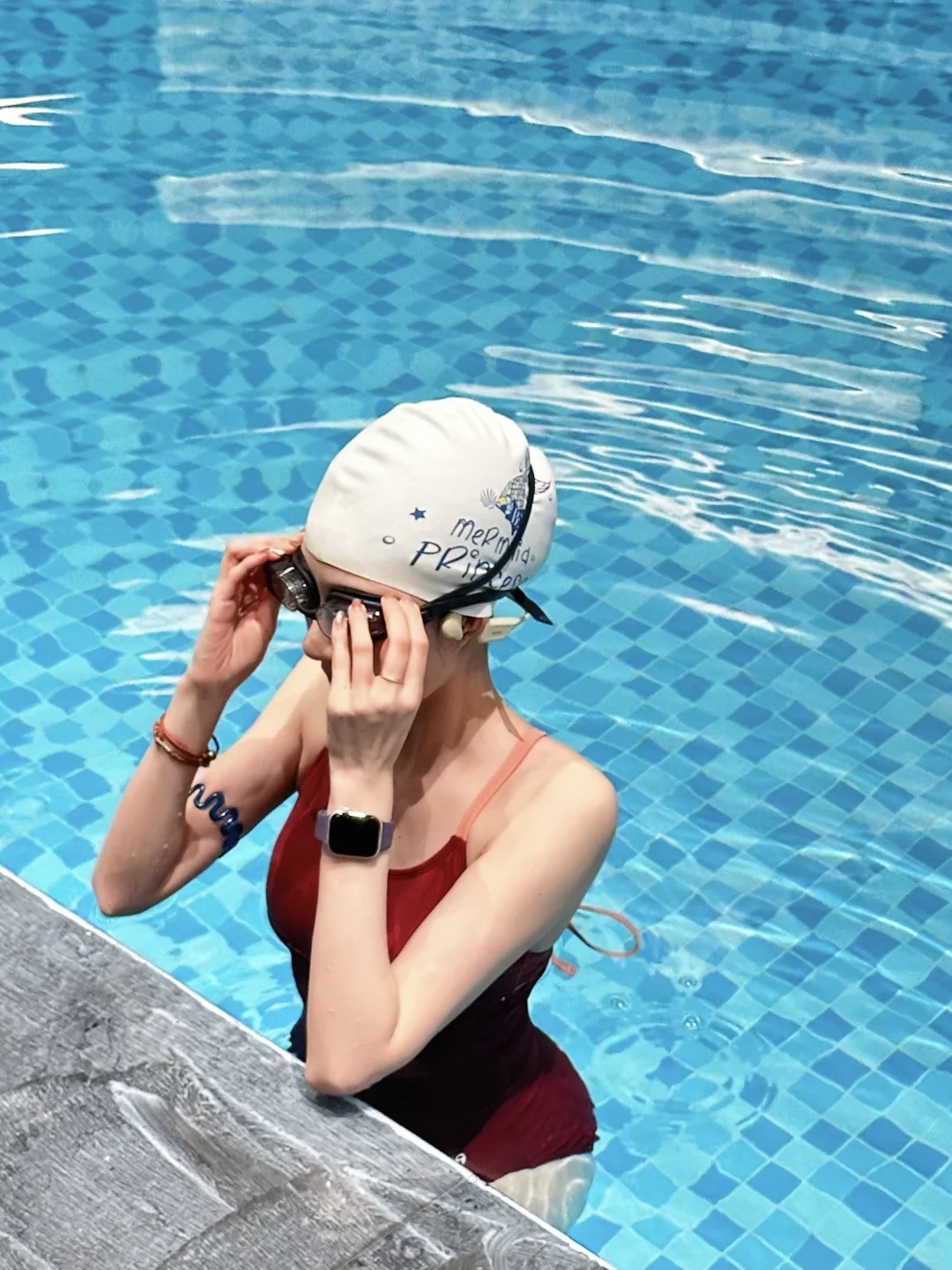 🎀 红色绑带泳衣很一般么……