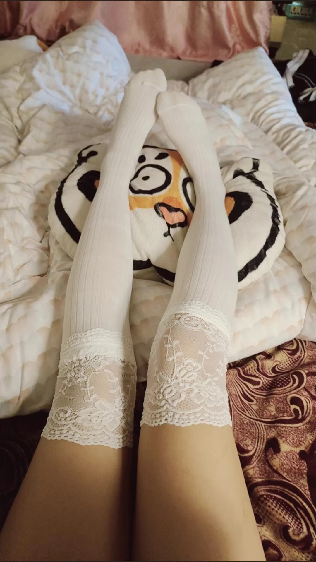 冬天一定要买一双过膝袜！