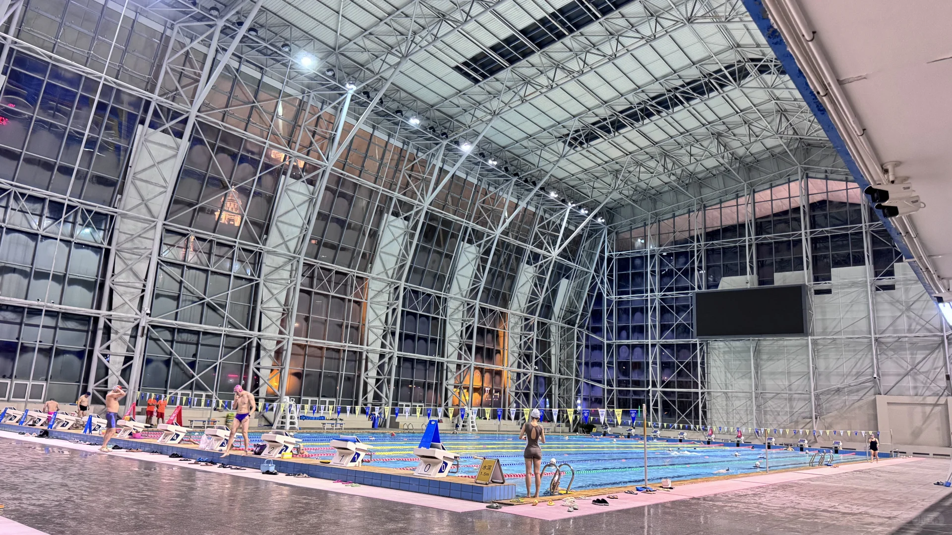 泳无止境🏊🏻‍♀️今日大馆1500m，大馆你真棒