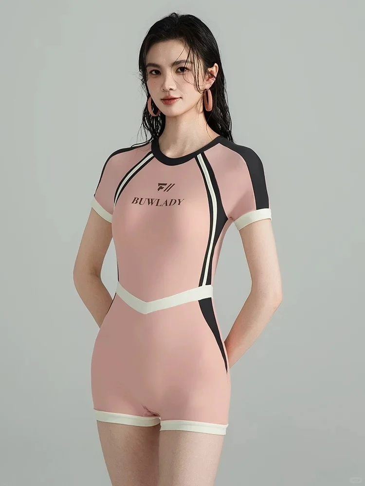 果然！带腰线的泳衣最好穿～