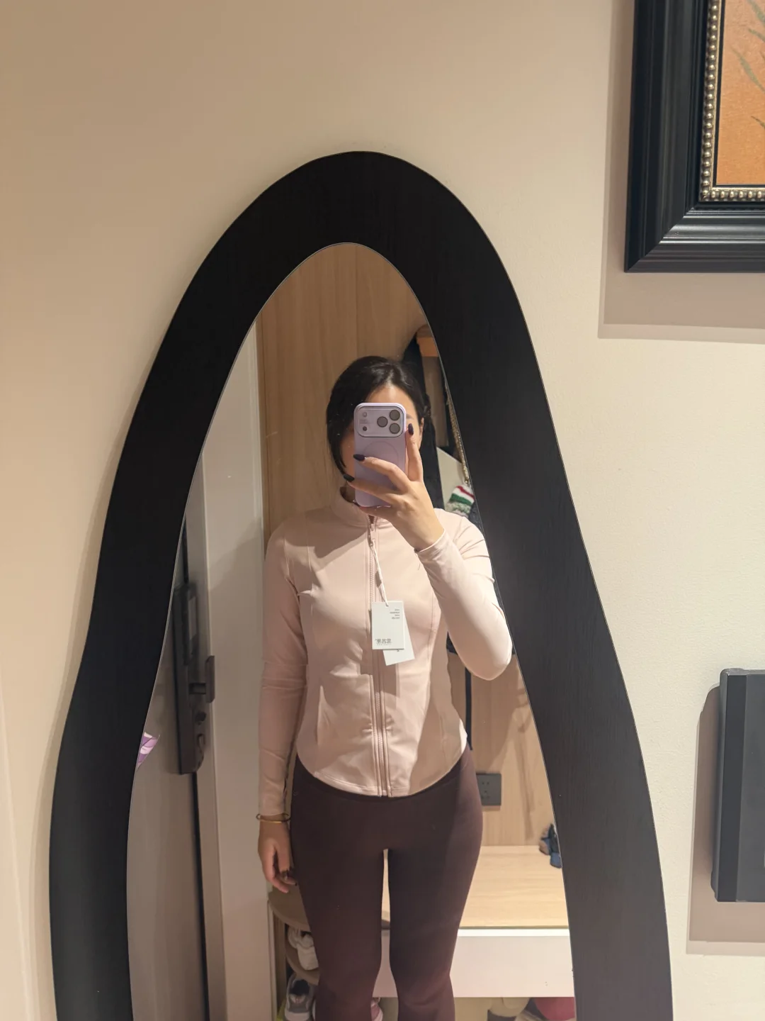 终于有好看的瑜伽服啦！所以哪个颜色更好看