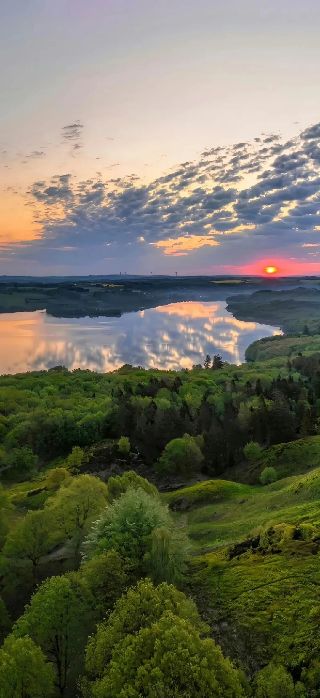 我不允许谁还没用上iOS 26景深壁纸🐮