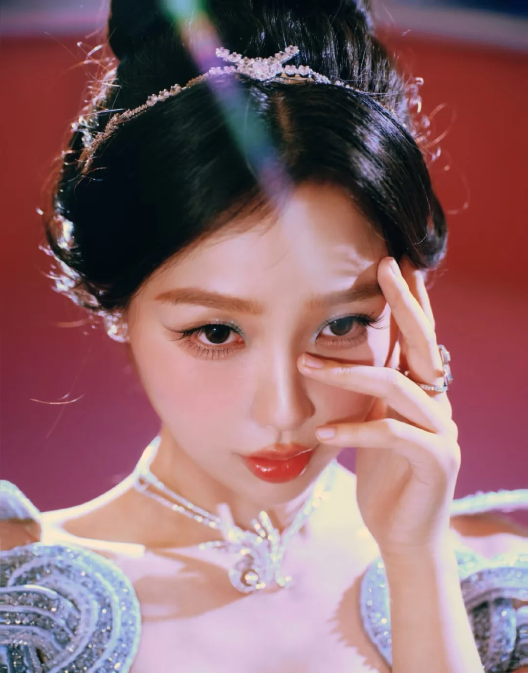 她的美，是不可方物的绝色！