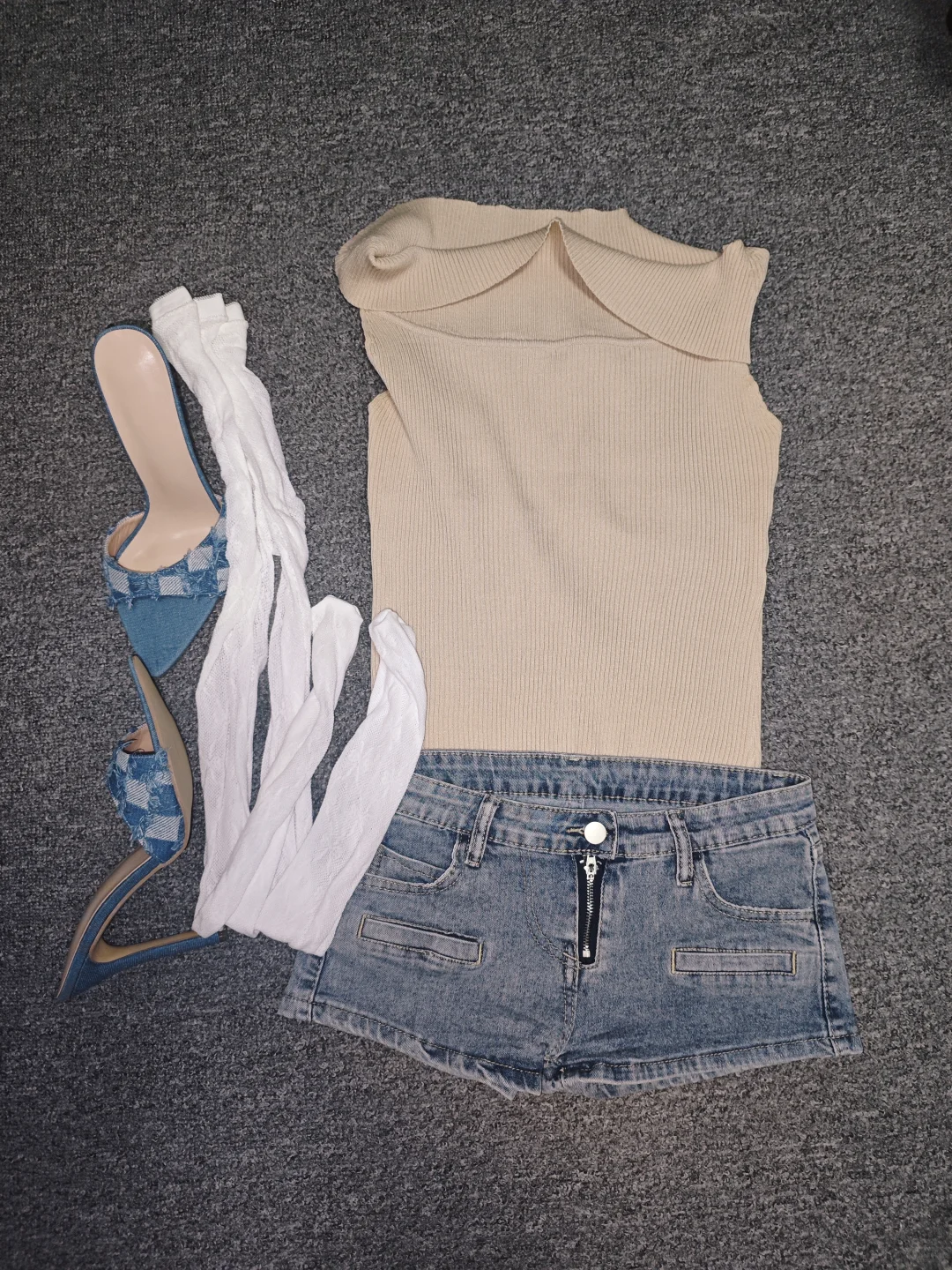 左滑上身、这算反差吗？