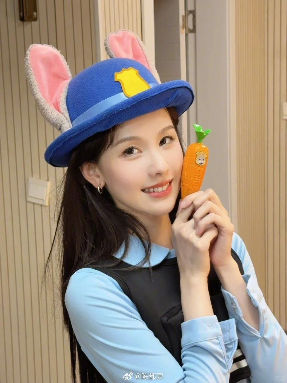 陈都灵｜兔子警官来逮捕你啦！