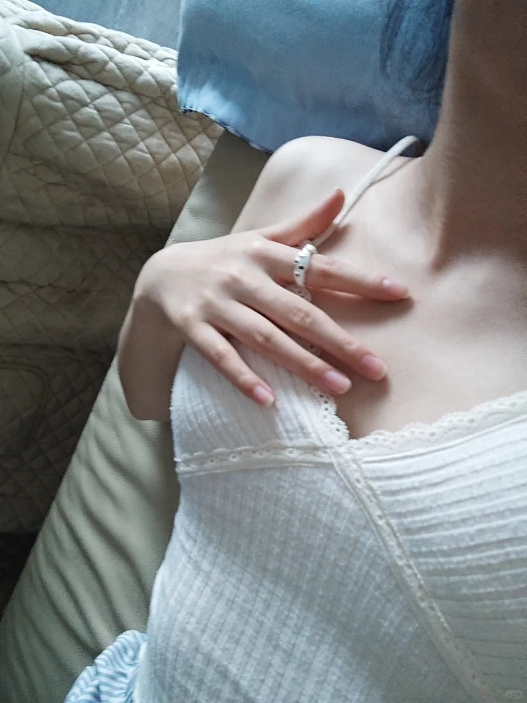 居家软软糯糯吊带+条纹短裤