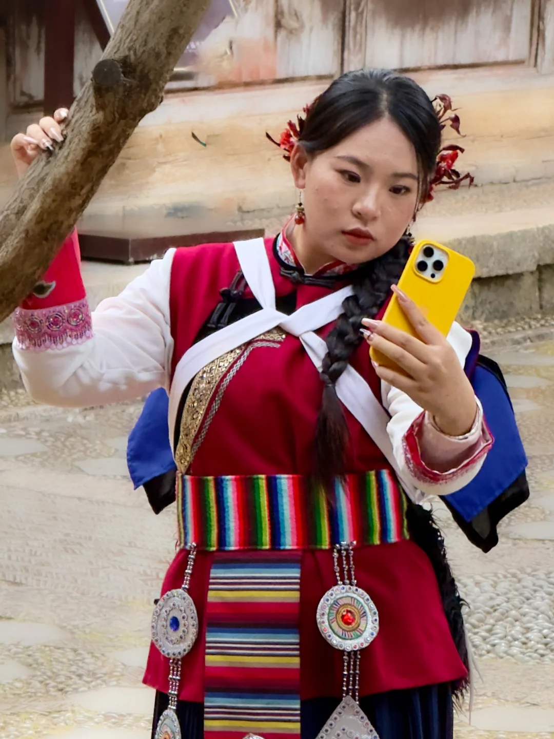 披星戴月纳西女