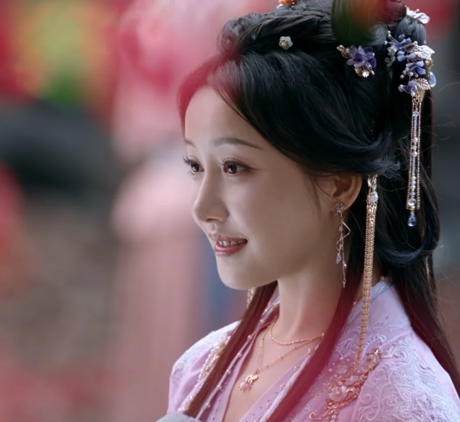 这个女孩子也太美了吧！