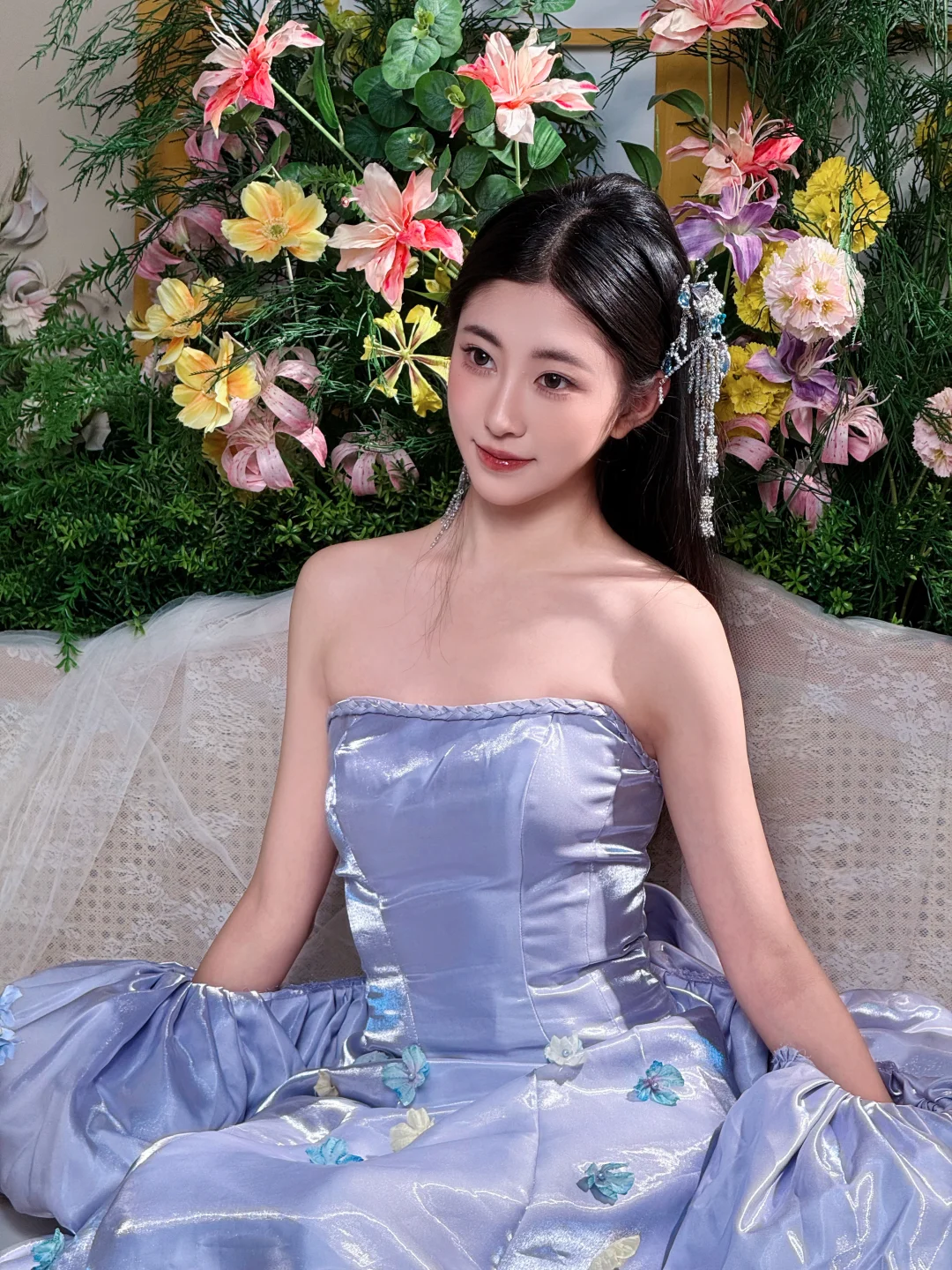 04年女大兼职模特｜礼服篇