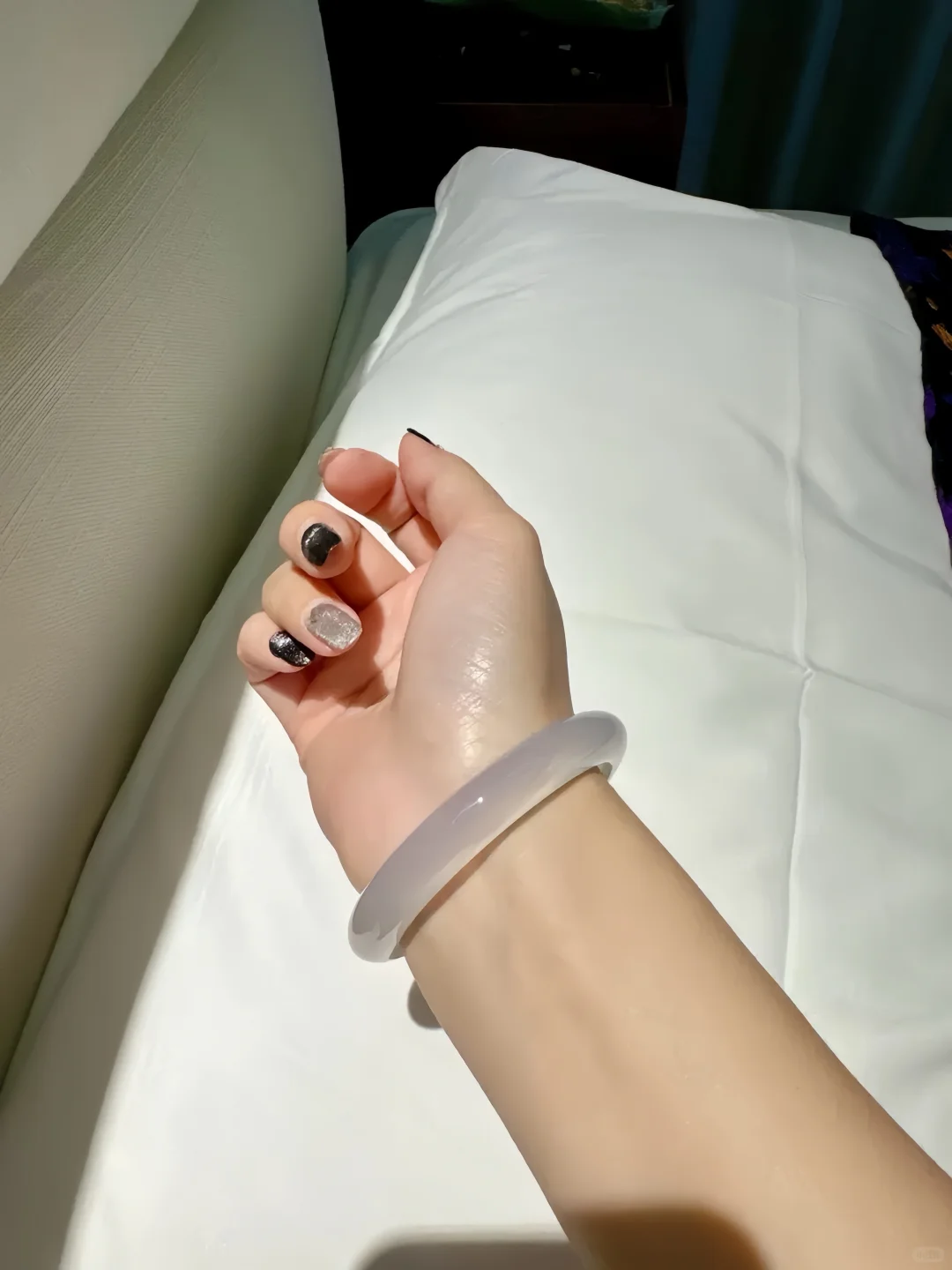 玉润人一生，镯护平安岁