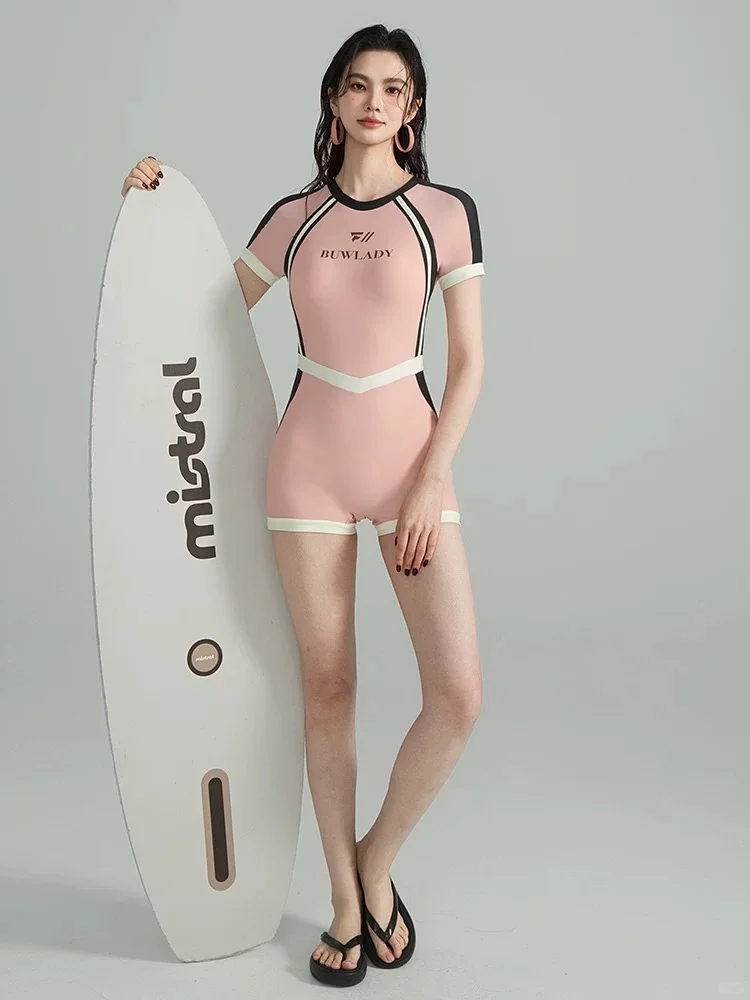 果然！带腰线的泳衣最好穿～