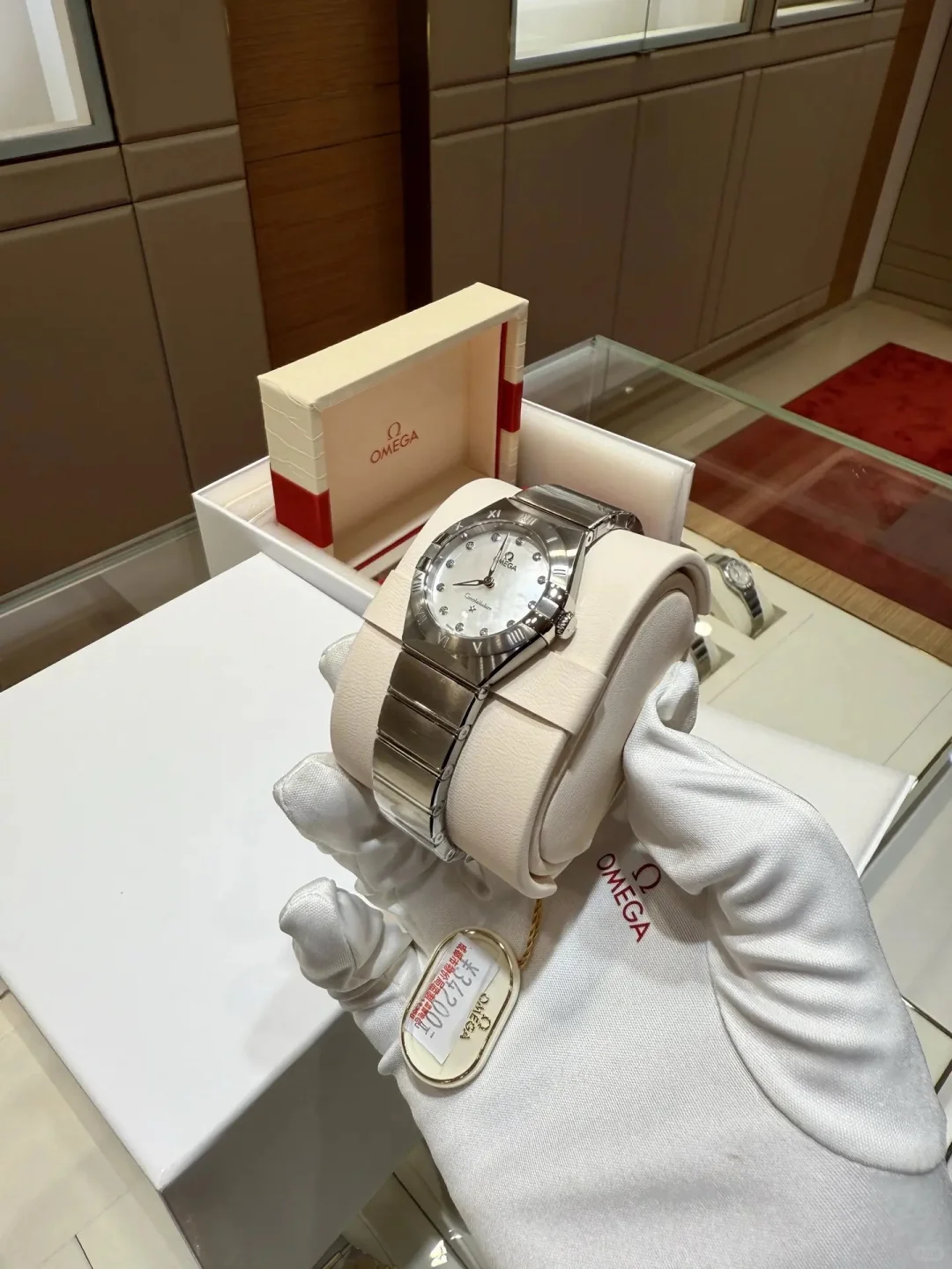 欧米茄星座贝母盘石英女表，双十二🈶惊喜🎊