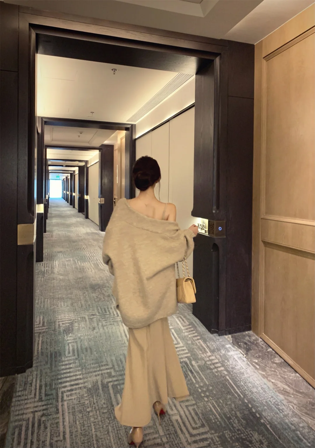 气质女人 端庄大体