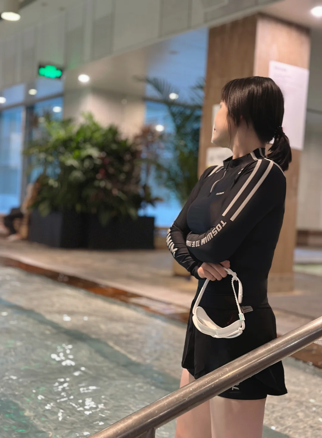 冬天❄️游泳训练｜黑色显瘦泳衣穿搭～