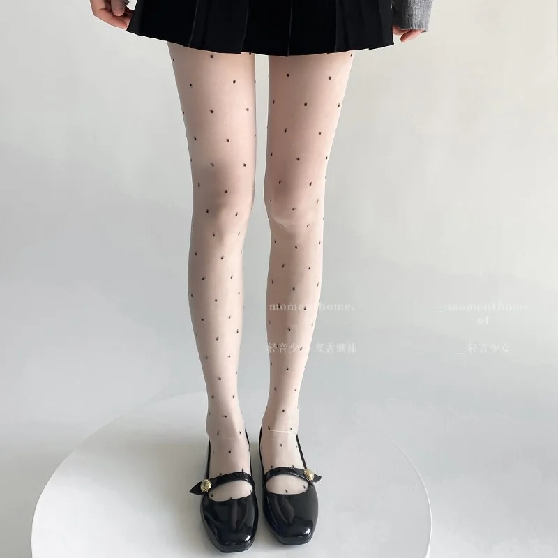 夏日限定白丝袜，甜妹风直接拉满！