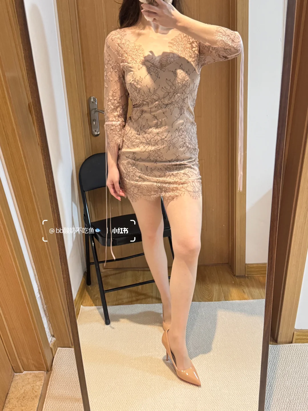 左滑一下➡️上身温柔纯欲蕾丝裙🐚