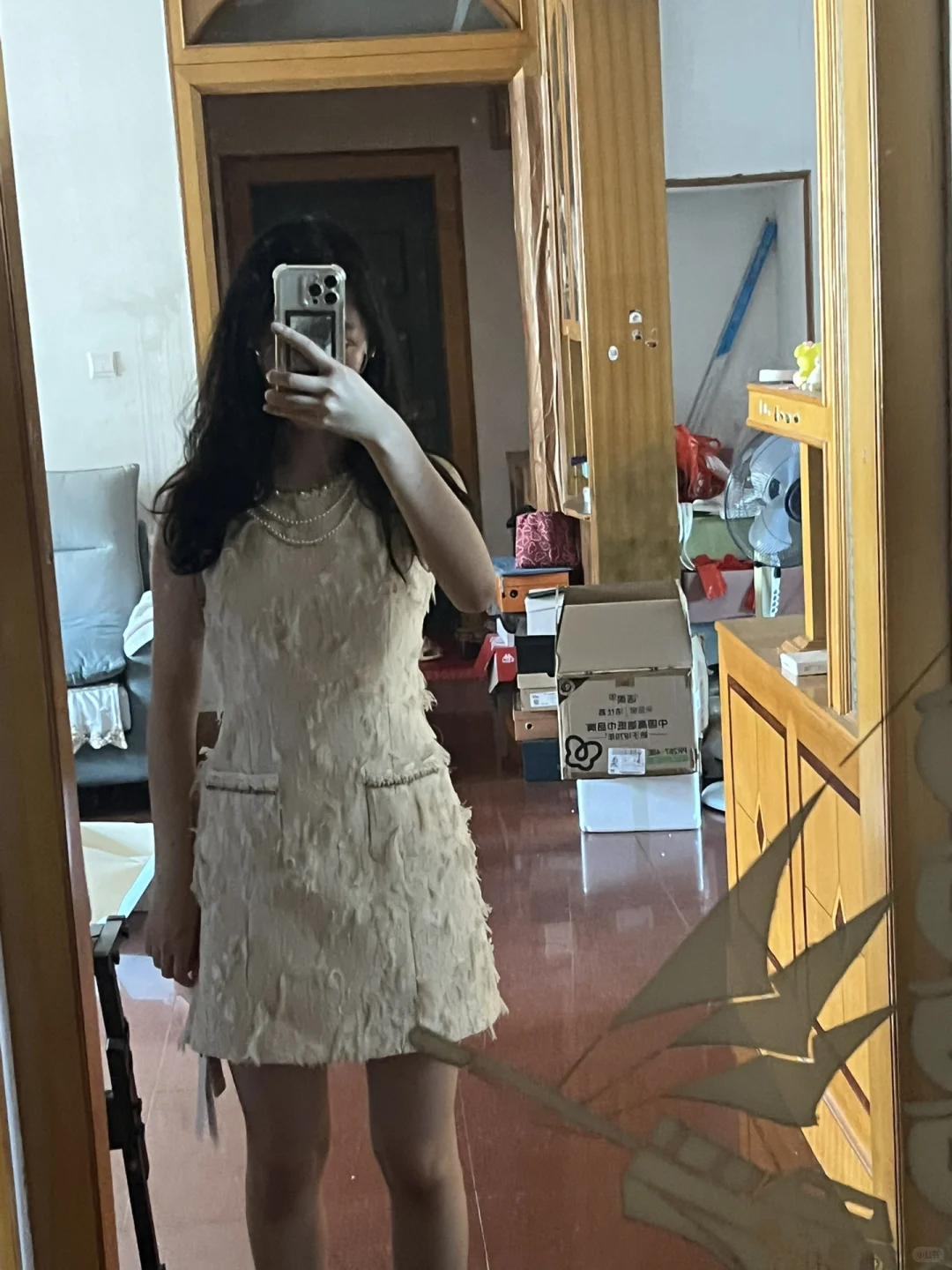 oshea的小白裙这几件都好好看…选不出来