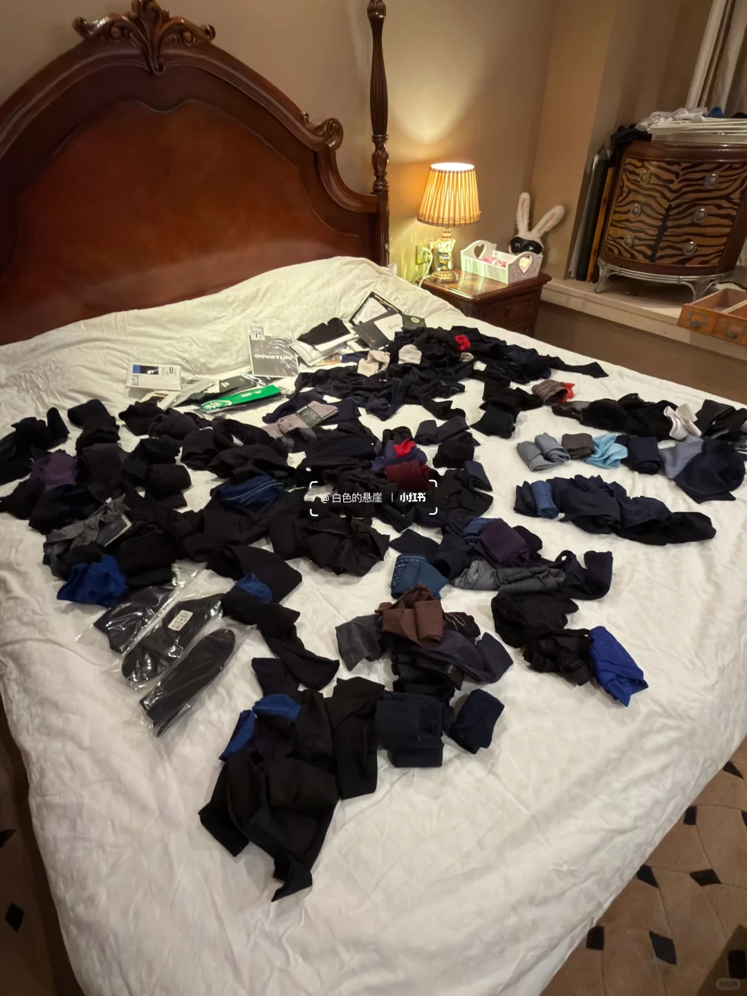 终于把丝袜分类整理完了