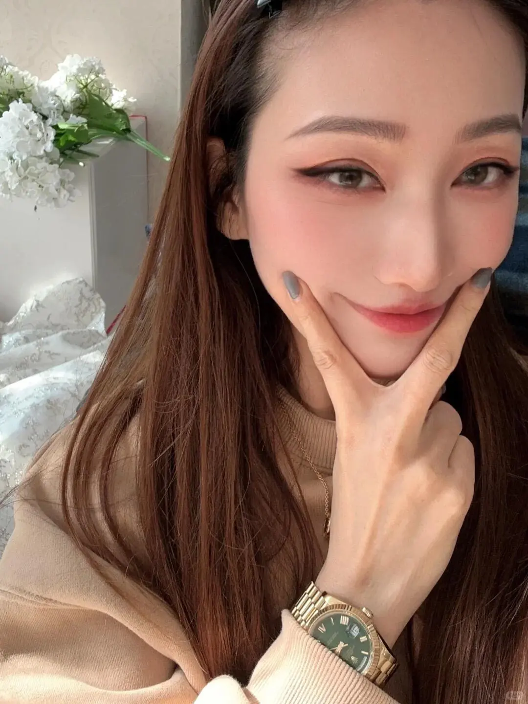 46岁抗衰10年，少女感的尽头是撸铁和抗氧化