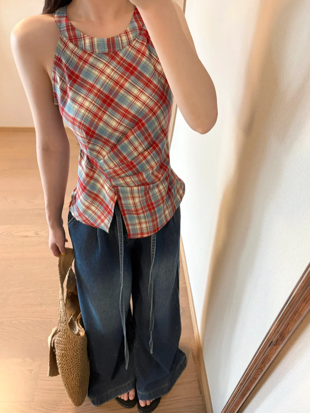 复古女郎🪐𝜗𝜚·˖⸝⸝⸝⸝ ˚｡