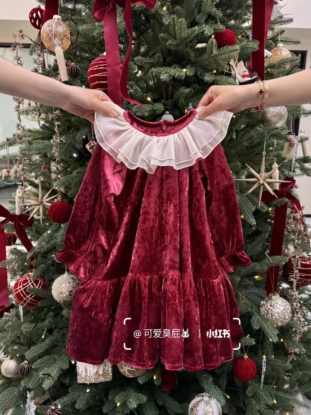 抢到了小裙子，太好看了叭～