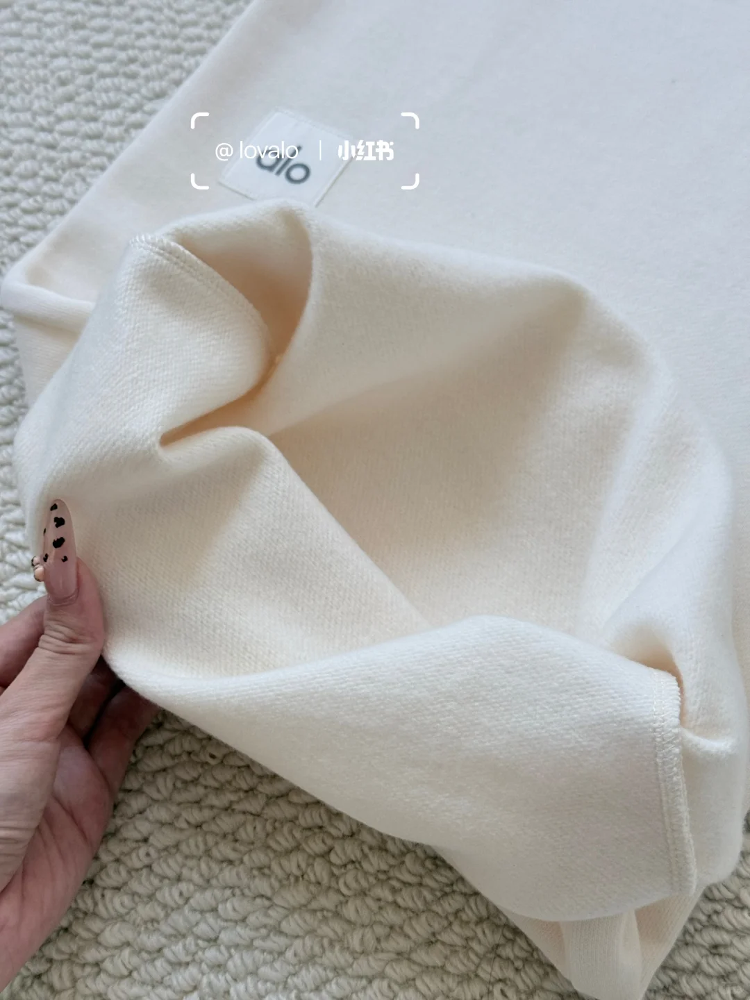 秋冬Alo卫裤上身有点绝呀！！