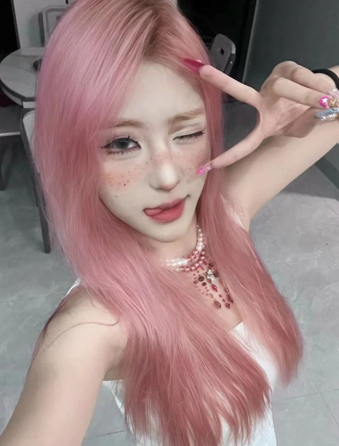 被女发型师接发惊艳到！自然到炸