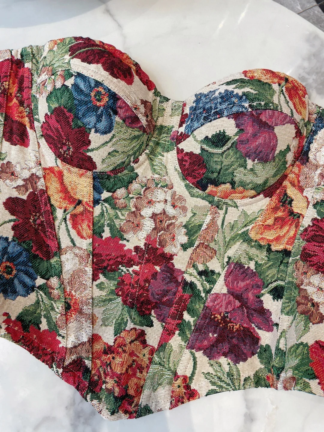 莫奈鱼骨胸衣，真的好美啊！