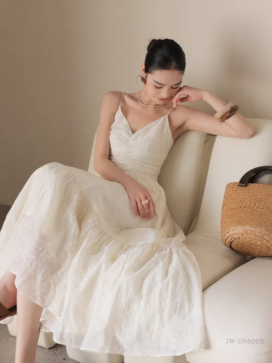 救命！这哪是裙子，根本是行走的高级定制