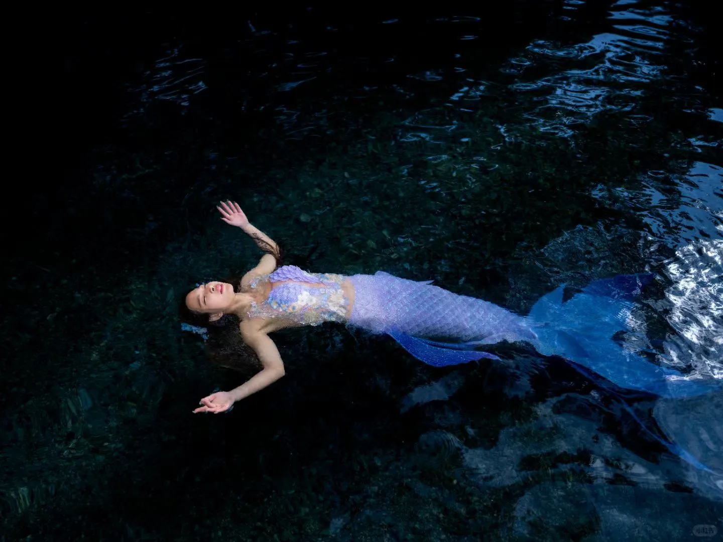 美人鱼的连体衣