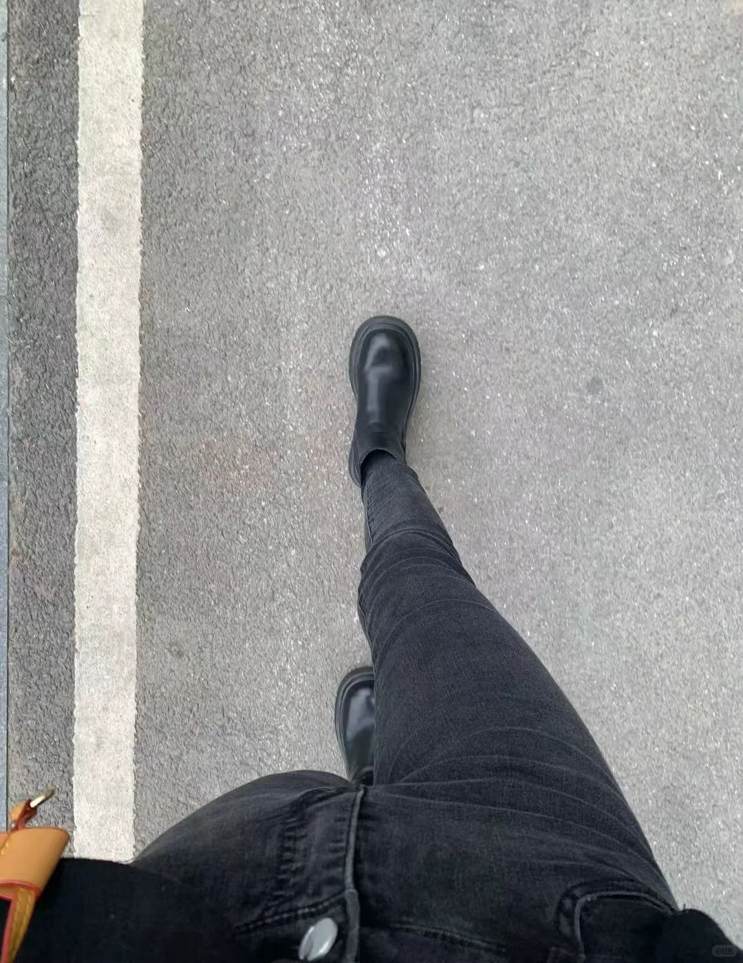 时尚什么时候轮回到小脚裤