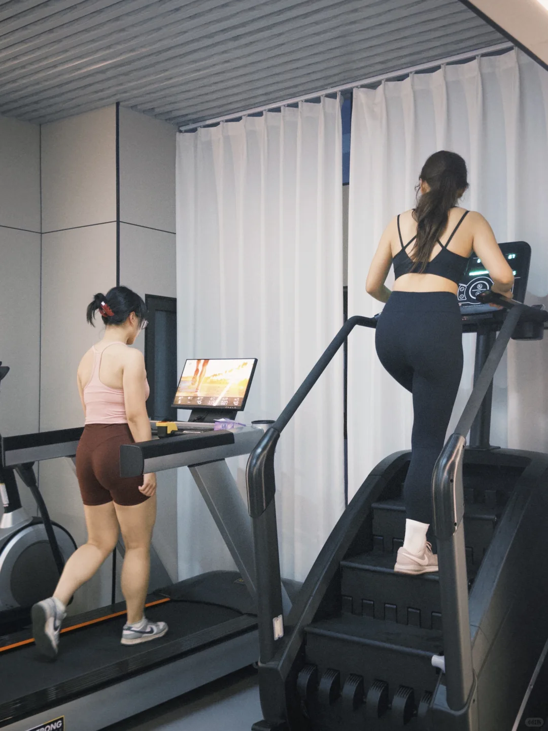 健身房有谁 你成天跑健身房