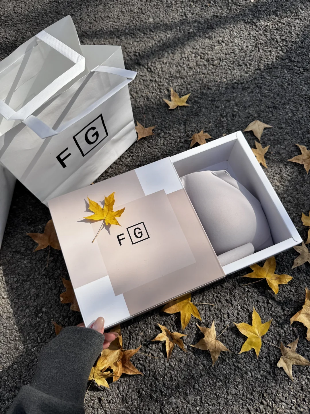 显身材秘诀分享来咯｜如何秋冬穿出女人味