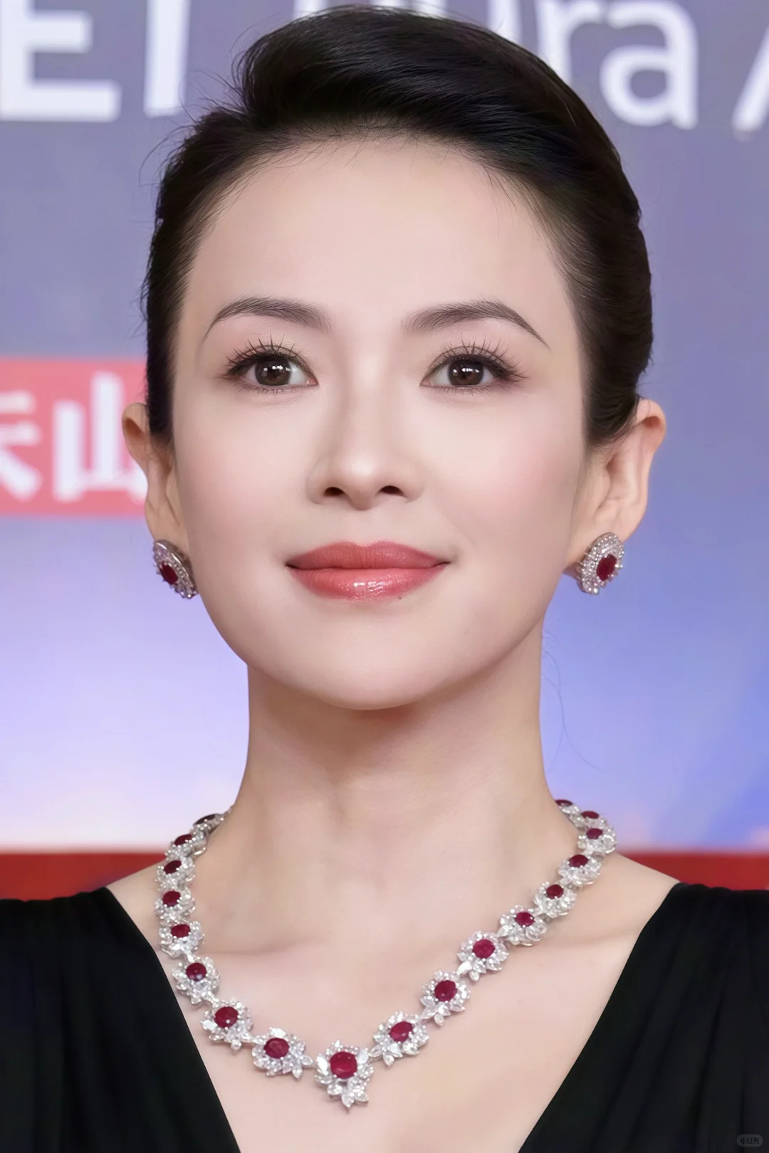 P图，这才是现实里看到的章子怡