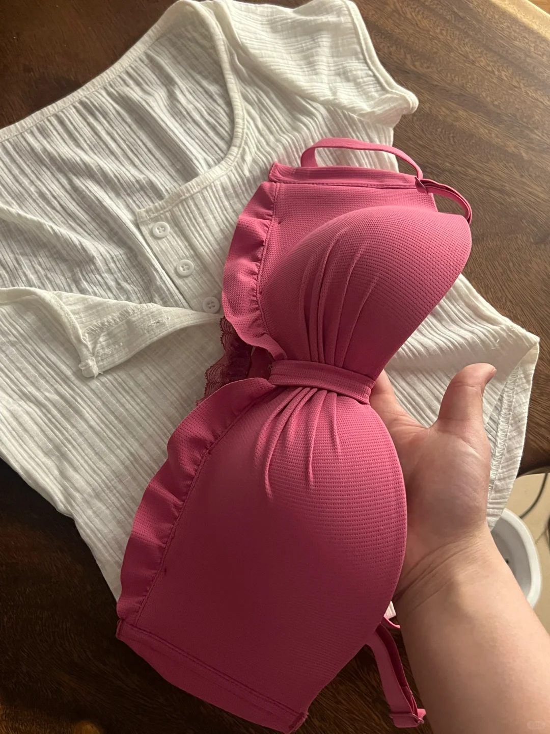 头次直观这聚拢爆勾身材！泰上头了