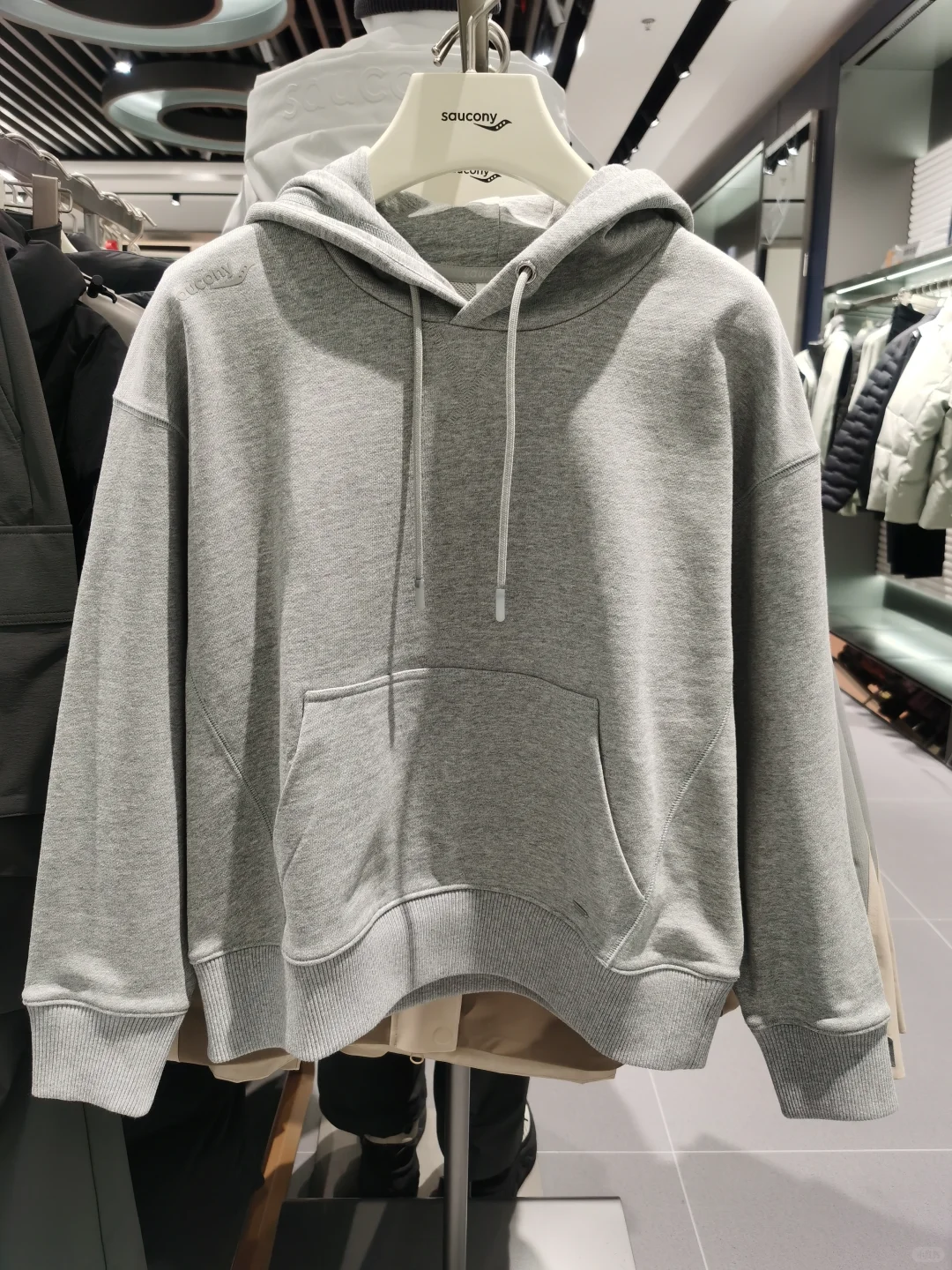 索康尼女款今日搭配