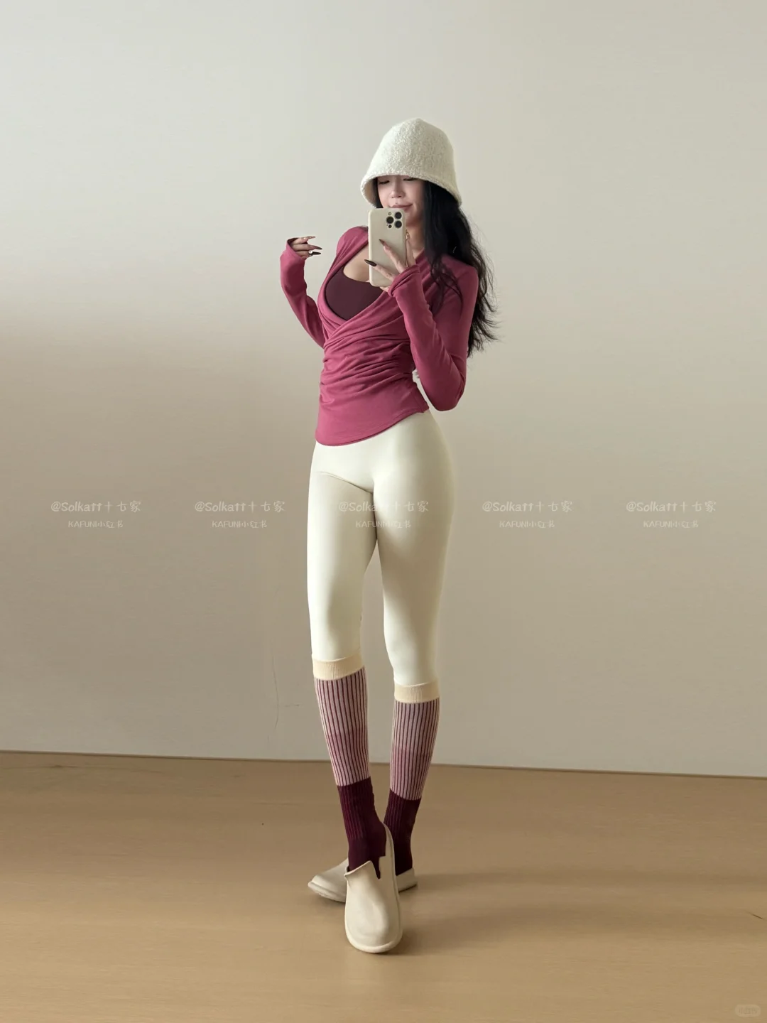 美到忍不住加色！真女人就要穿点梅紫色！