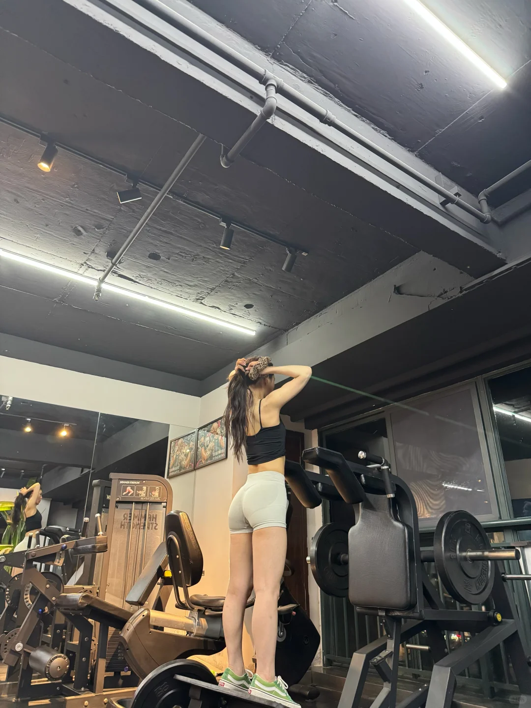 性感女人标配 粗腿➕翘臀