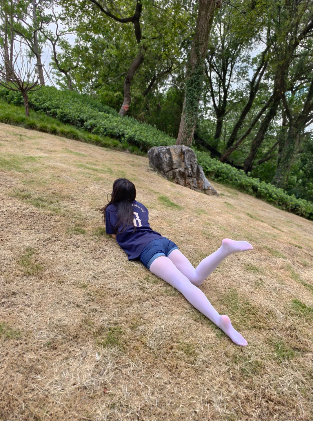 喝☕️，被草坪绊倒了谁来救救我｜隐秘咖馆