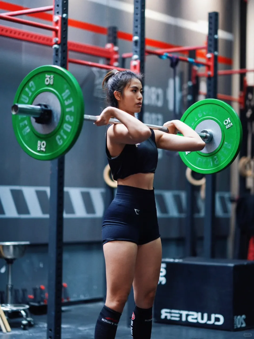 举重女孩 了解一下？