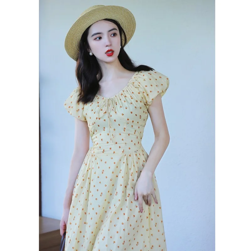 油画里走出的仙女🌸碎花裙太美